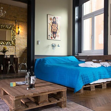 Walnuttree Loft Style Prestige Apartment Budapest Ngoại thất bức ảnh