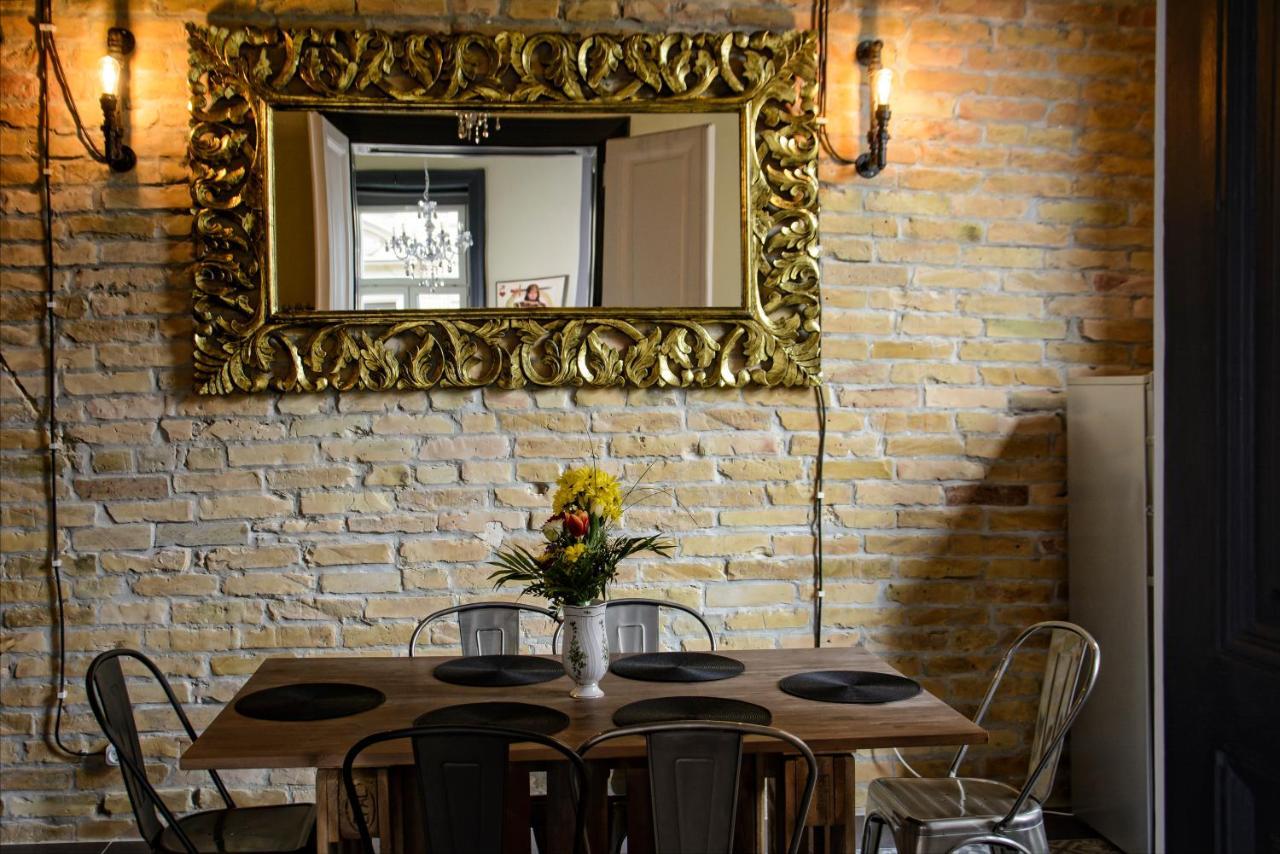 Walnuttree Loft Style Prestige Apartment Budapest Ngoại thất bức ảnh